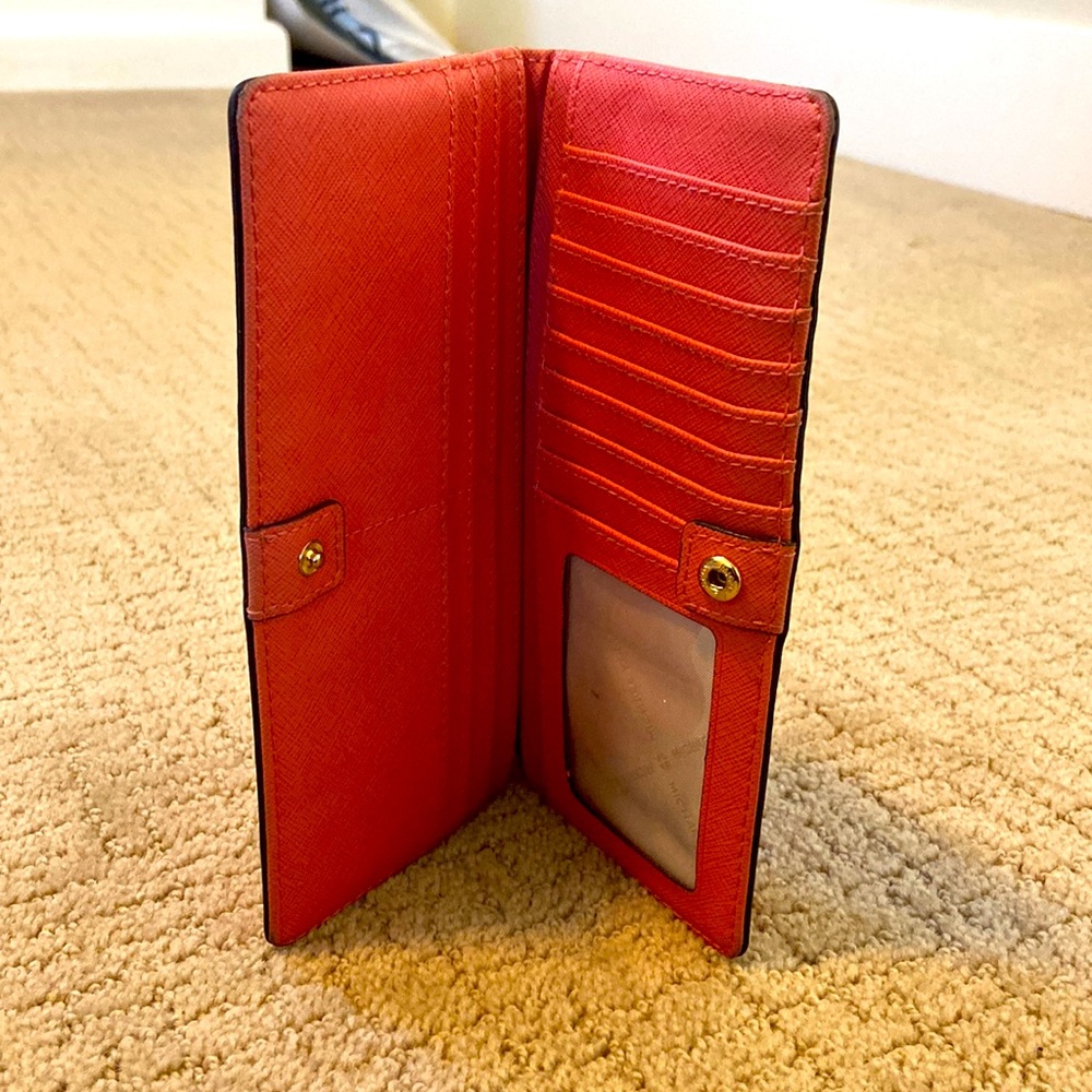 Micheal Kors Wallet